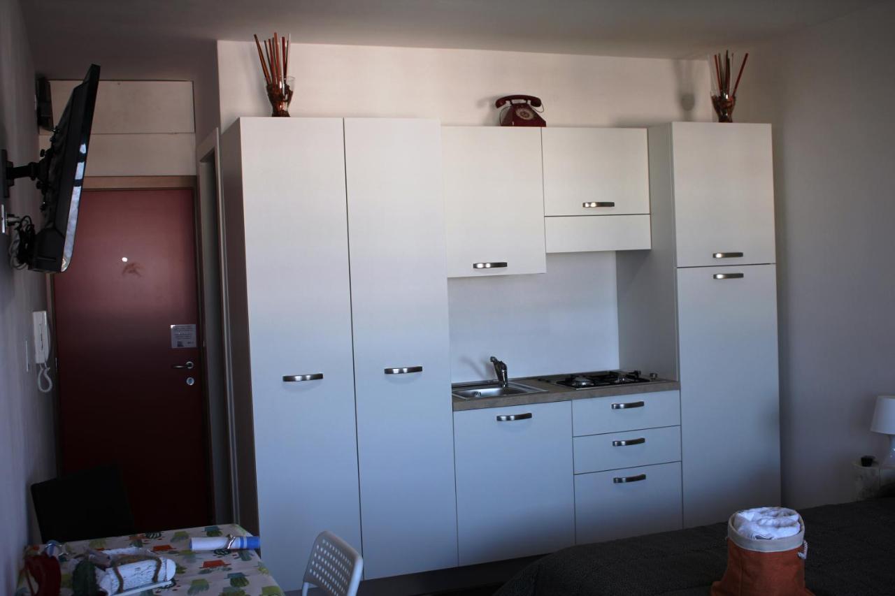 Rosato 3 Sea View Apartment Lignano Sabbiadoro Extérieur photo